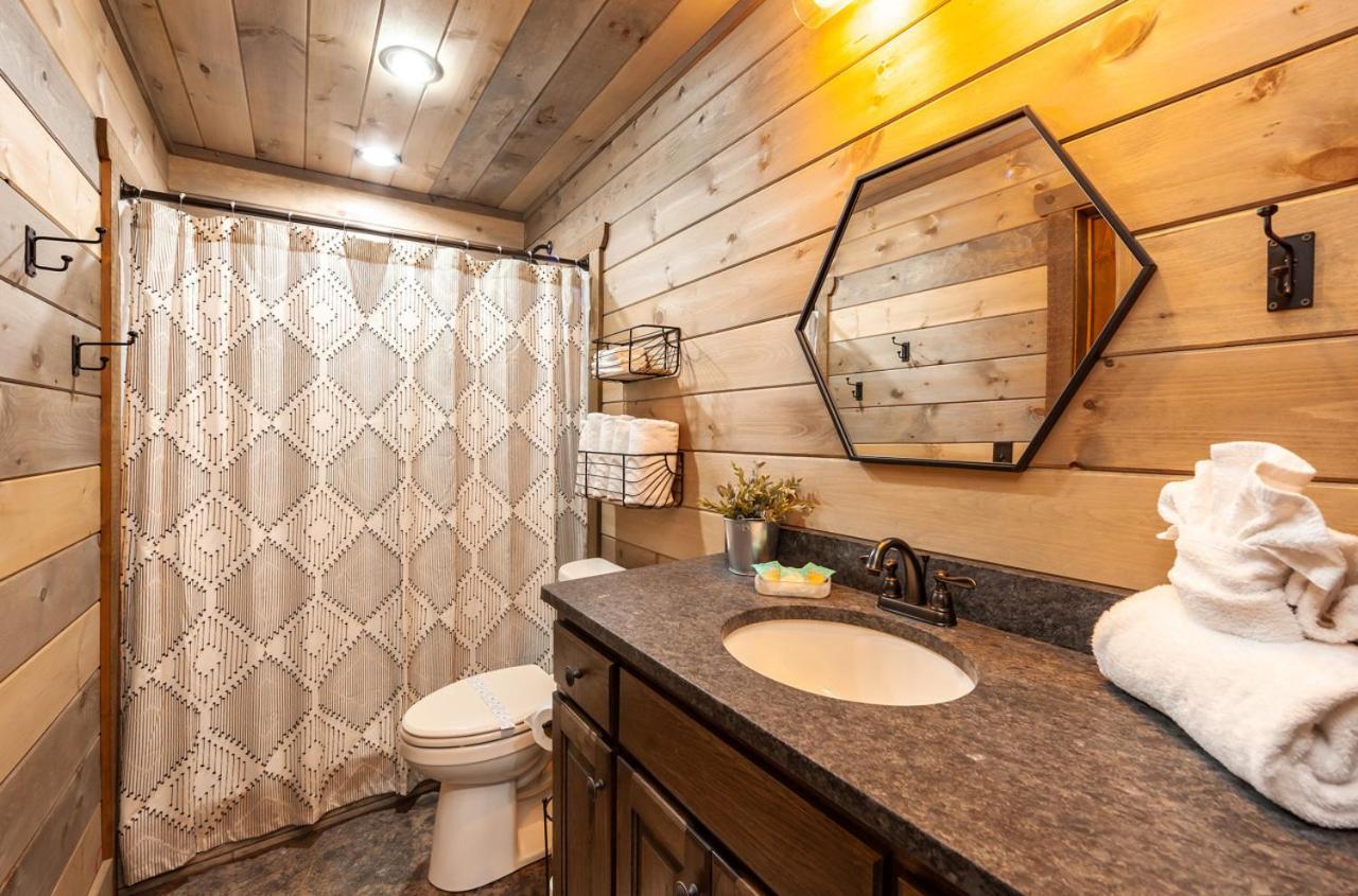Splash Mountain Pool Hot Tub Theater Game Room Sevierville Eksteriør billede