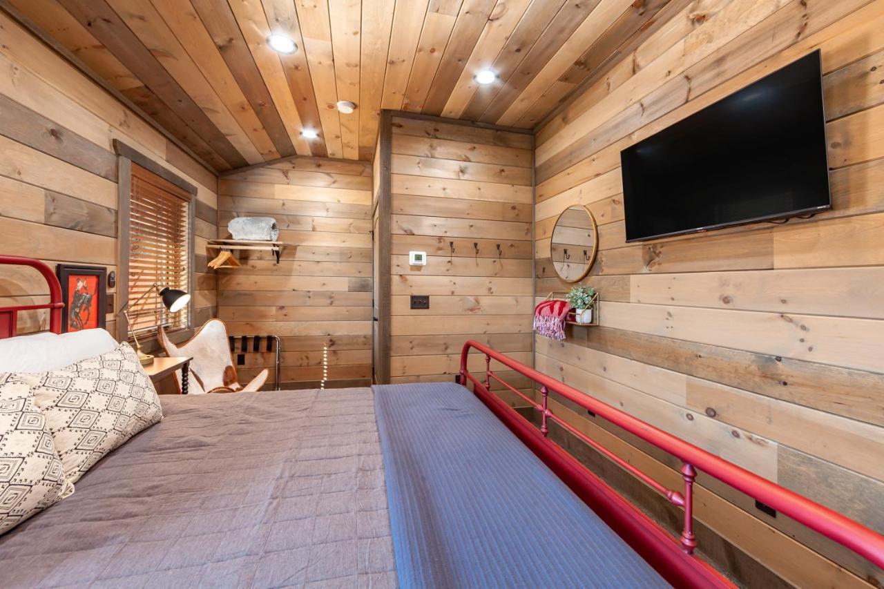 Splash Mountain Pool Hot Tub Theater Game Room Sevierville Eksteriør billede