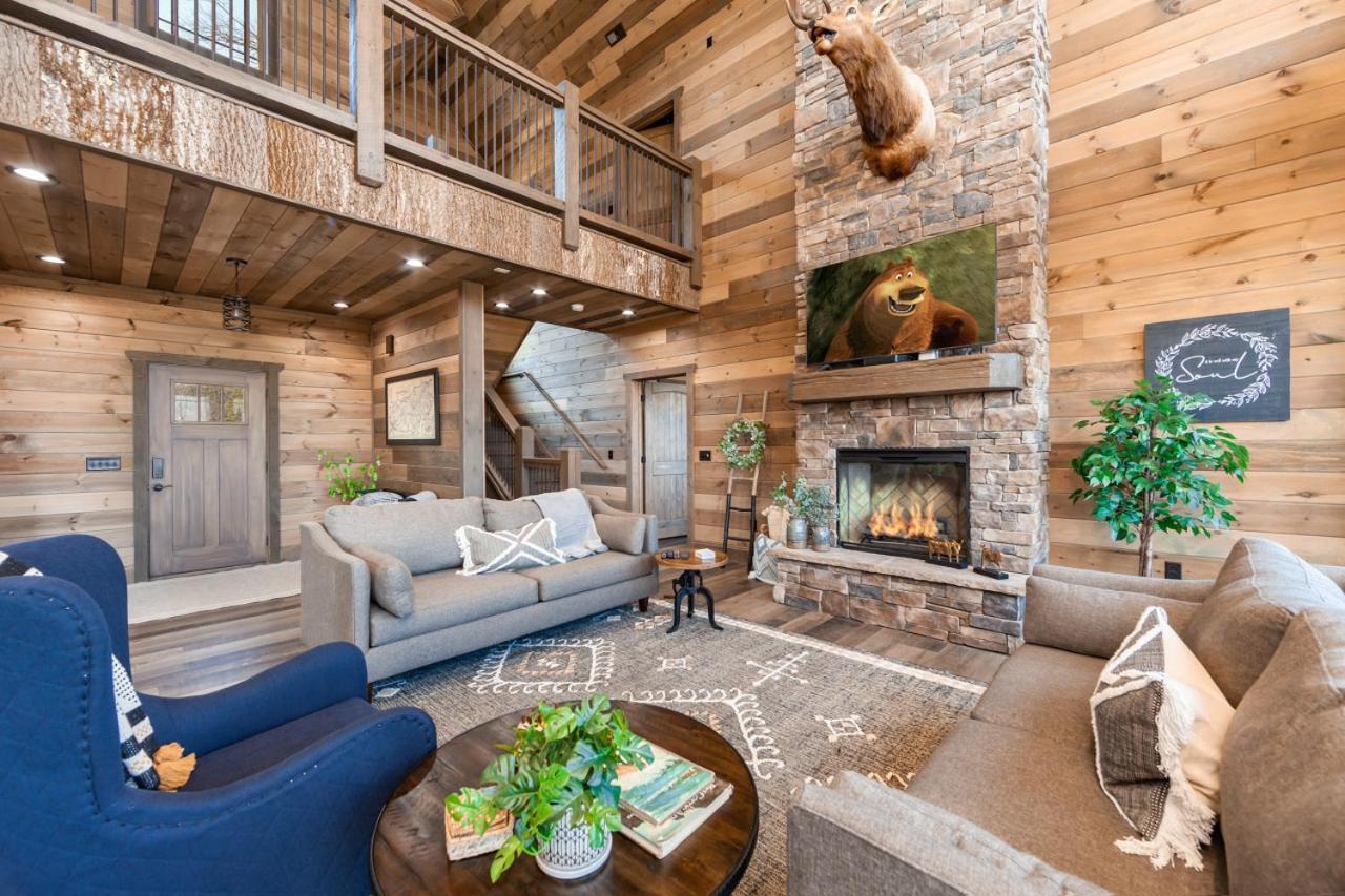 Splash Mountain Pool Hot Tub Theater Game Room Sevierville Eksteriør billede