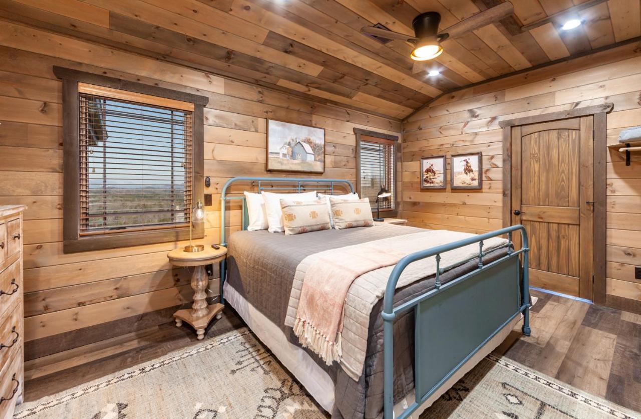 Splash Mountain Pool Hot Tub Theater Game Room Sevierville Eksteriør billede