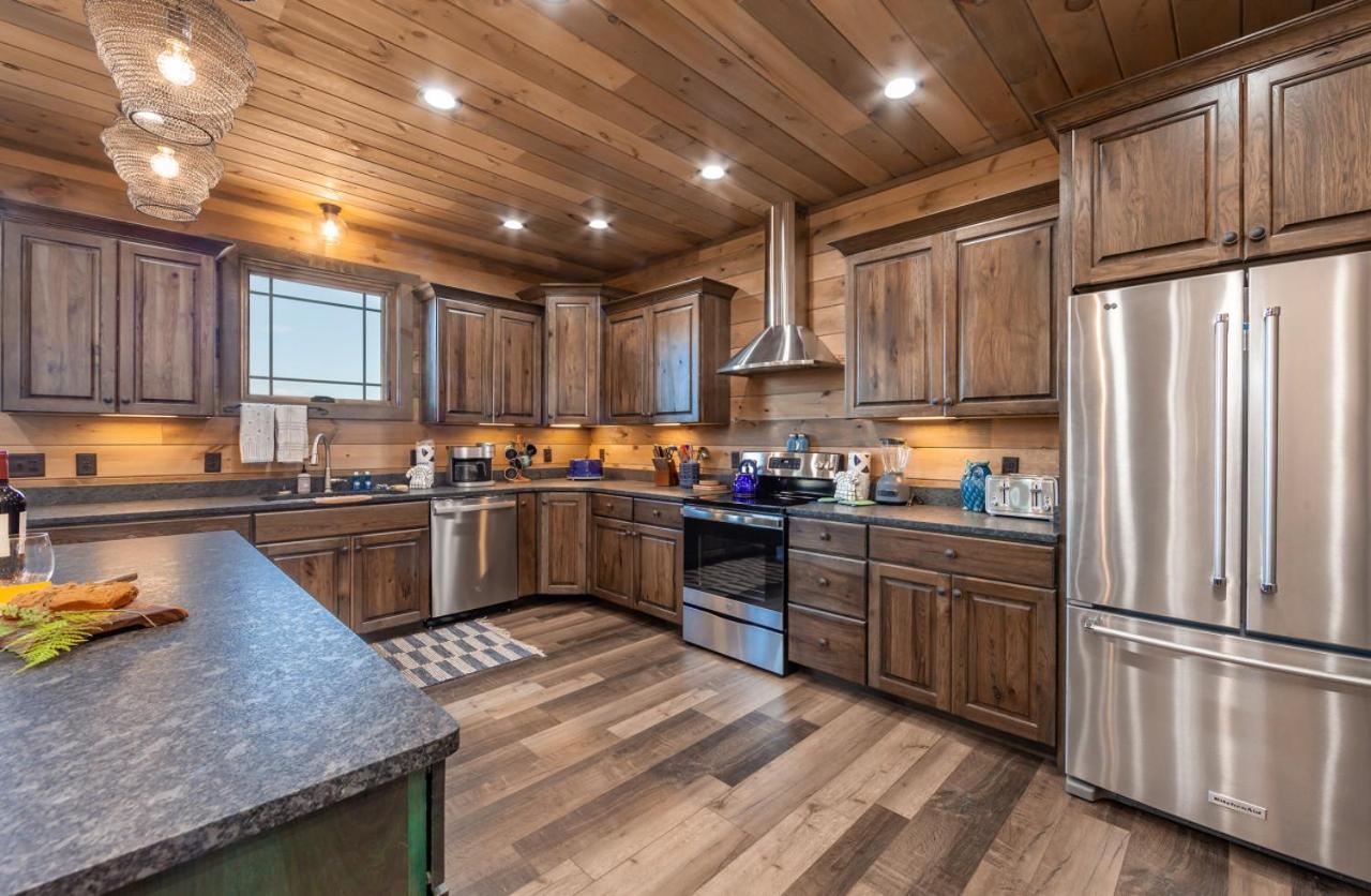 Splash Mountain Pool Hot Tub Theater Game Room Sevierville Eksteriør billede