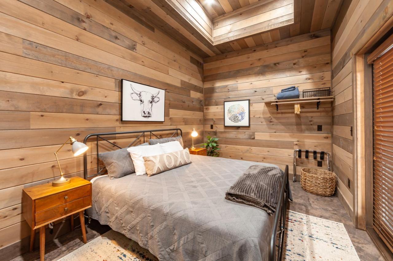 Splash Mountain Pool Hot Tub Theater Game Room Sevierville Eksteriør billede