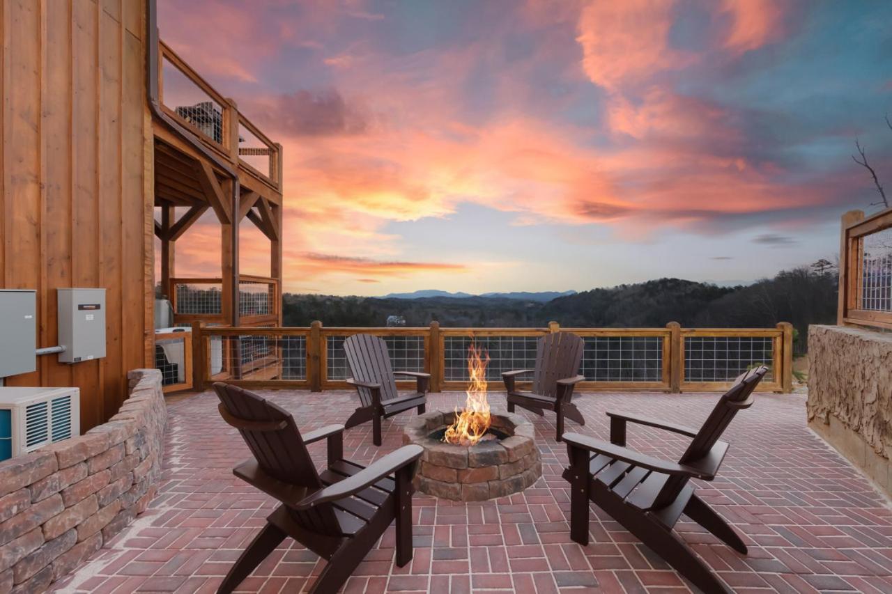 Splash Mountain Pool Hot Tub Theater Game Room Sevierville Eksteriør billede