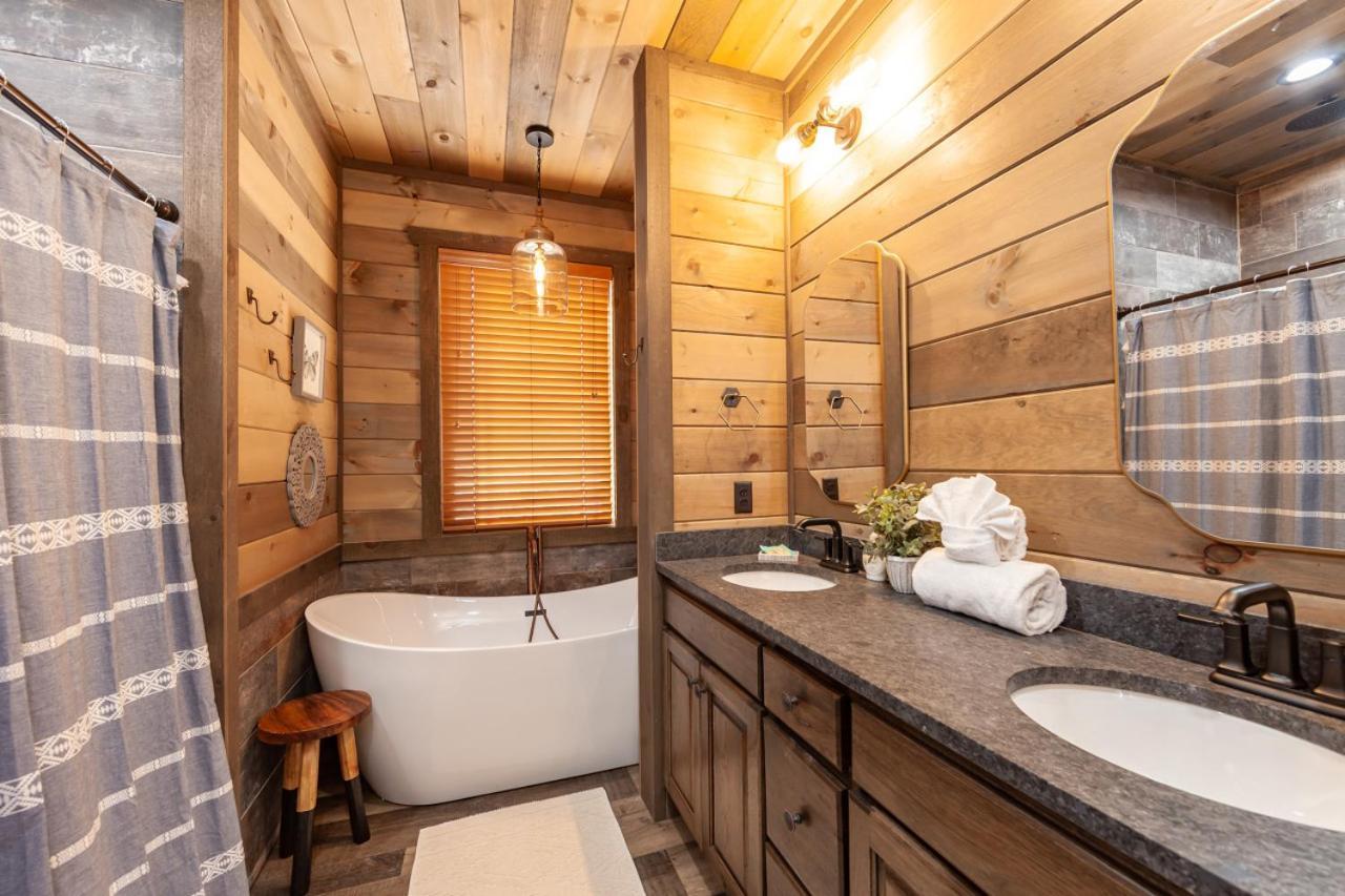 Splash Mountain Pool Hot Tub Theater Game Room Sevierville Eksteriør billede